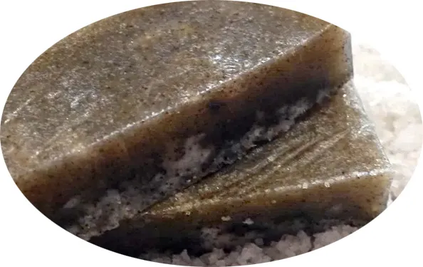 Антицеллюлитное мыло с содержанием морских водорослей и соли