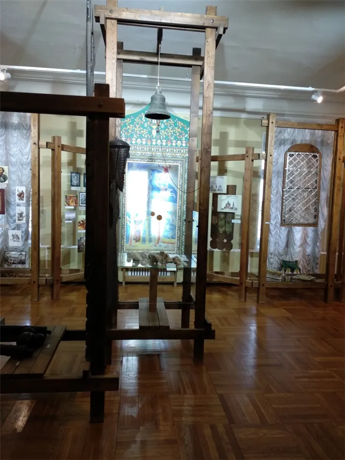 В музее представлены экспонаты 11-го и 12-го веков.