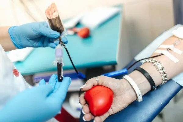Сколько будут платить донорам крови в Москве в 2022 году?