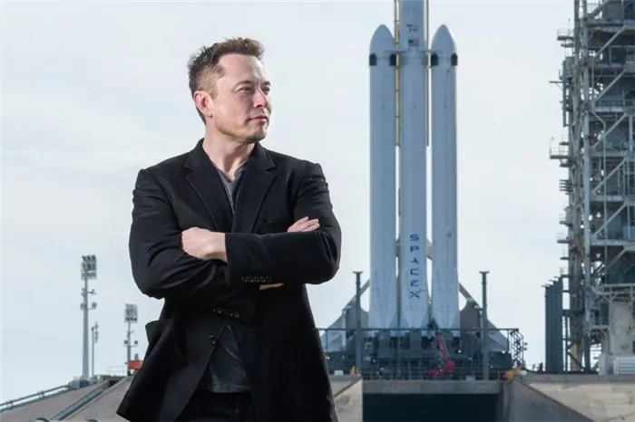 Элон Маск - основатель компании SpaceX