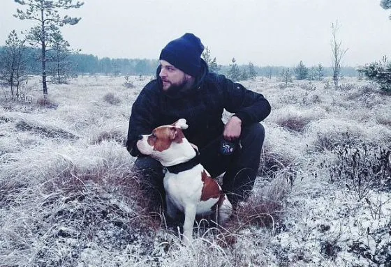 Кирилл Нагиев и его собака.