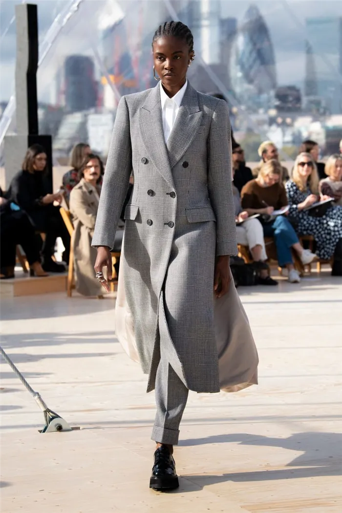 Alexander McQueen Коллекция весна/лето модное пальто 2022