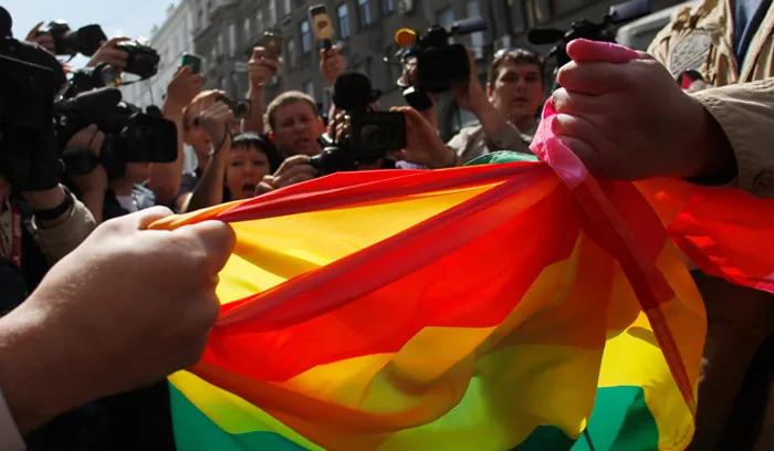Гомосексуальное законодательство - гомофобия или традиция