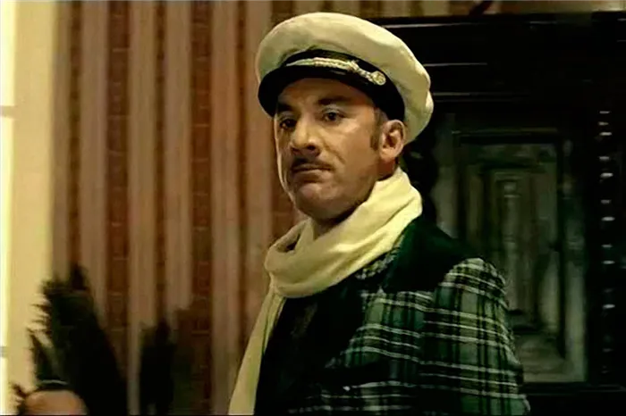 Арчил Гомиашвили в роли Иосифа Сталина.