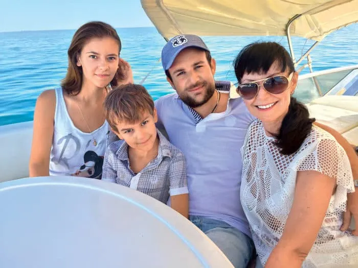 Нонна Гришаева и ее семья