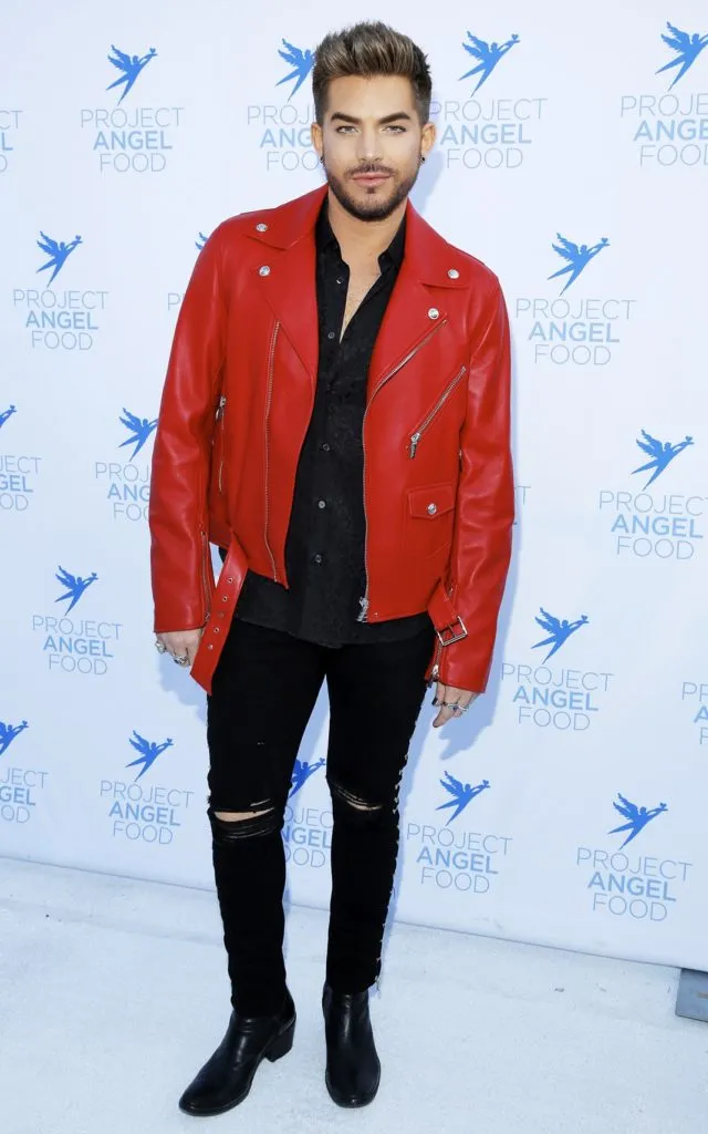 АдамЛамберт на церемонии Project Angel Food AngelAwards 2017, Лос-Анджелес, 19 августа 2017 года.