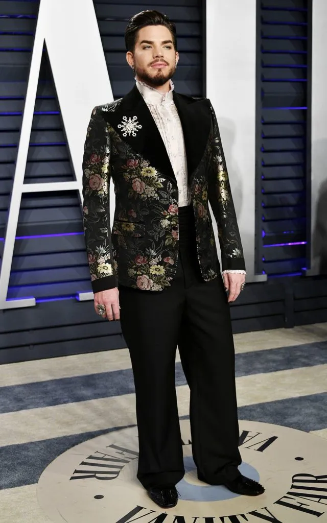 Адам Ламберт на вечеринке Vanity Fair Oscar 2019 в Беверли-Хиллз 24 февраля 2019 года.