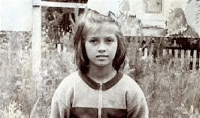 Виктория Боня в роли студентки