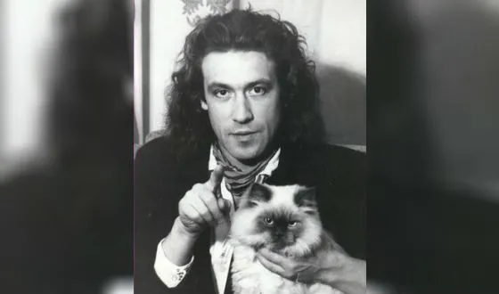 Владимир Кузьмин и кот Взлазка.