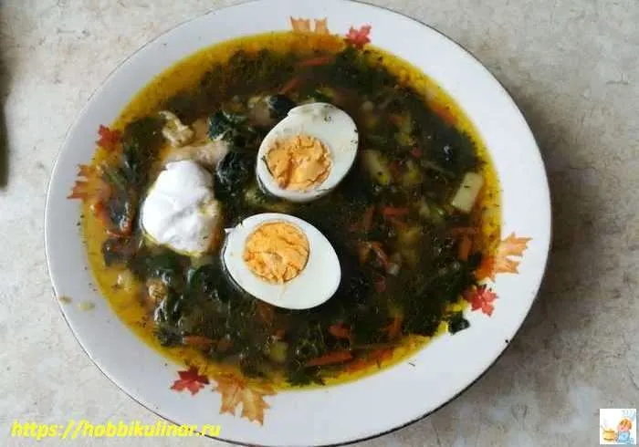 Суп из яиц и крапивы