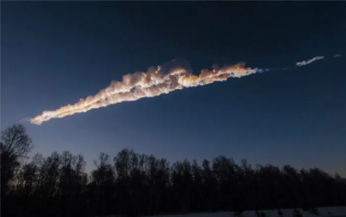 След от удара Челябинского метеорита