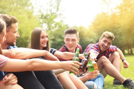 Употребление алкоголя подростками - LORDMEDClinic
