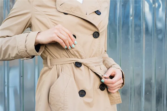 Завязывайте пальто правильно: как красиво завязать пояс на пальто