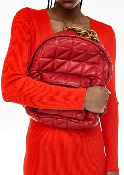 Красный стеганый рюкзак
