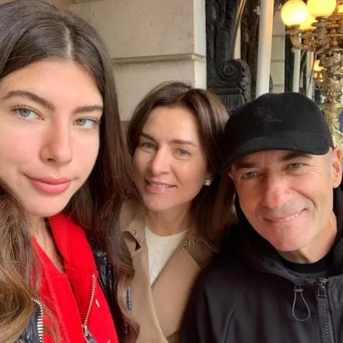 Александра Крутая с родителями