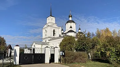 Руза. Церковь Дмитрия Солунского.jpg