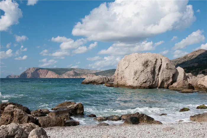 Отдых в Крыму на диком пляже