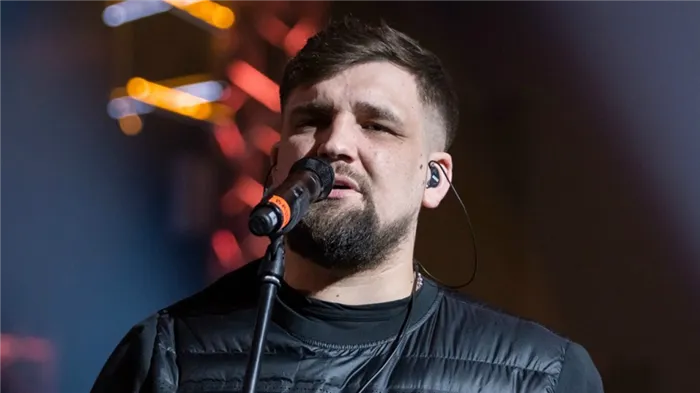 Максим Томилов, Азамат Мусагалиев и Баста на шоу «Музыкальная интуиция»
