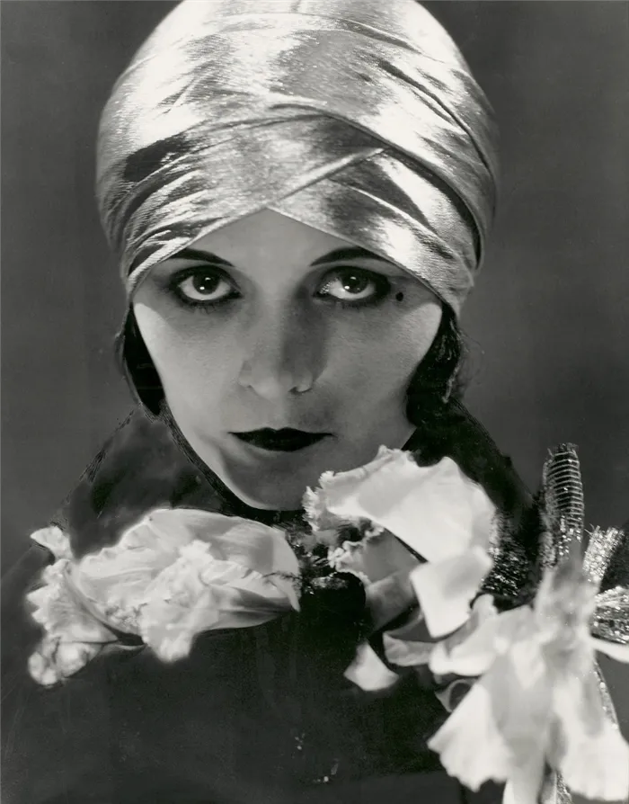 Фэшн-фотография. Эдвард Стейхен. Фотография «Актриса Пола Негри», 1925