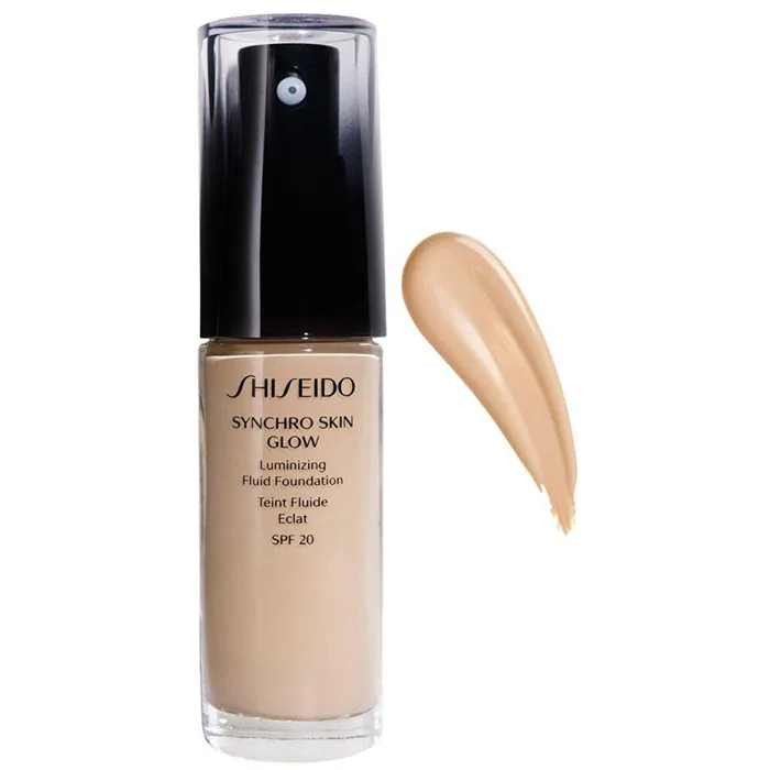 Shiseido Synchro Skin с эффектом естественного сияния