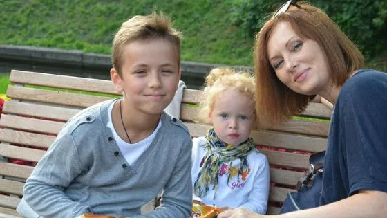 Елена Ксенофонтова с детьми