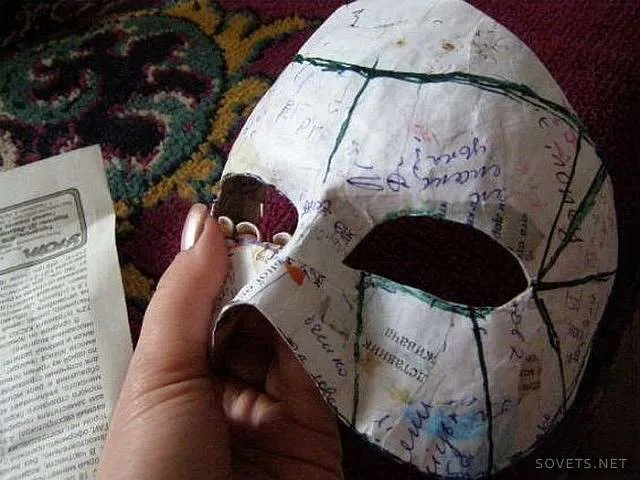 Жуткие маски для мрачного Хэллоуина