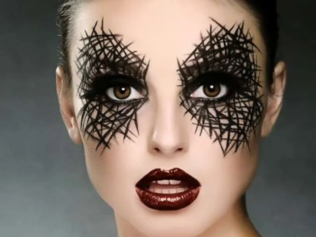 Стильный макияж для вечеринки в честь Хэллоуина