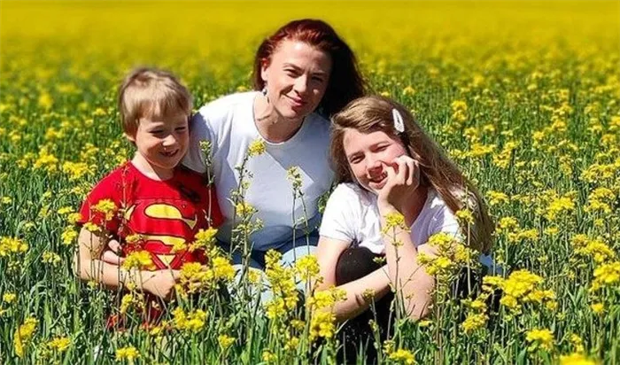 Ольга Смирнова с детьми