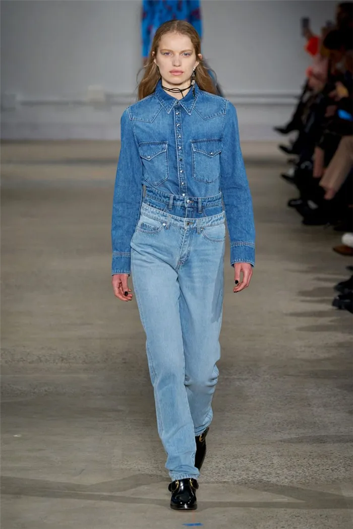 Модная джинсовая рубашка из коллекции осень-зима 2020-2021 Zadig & Voltaire