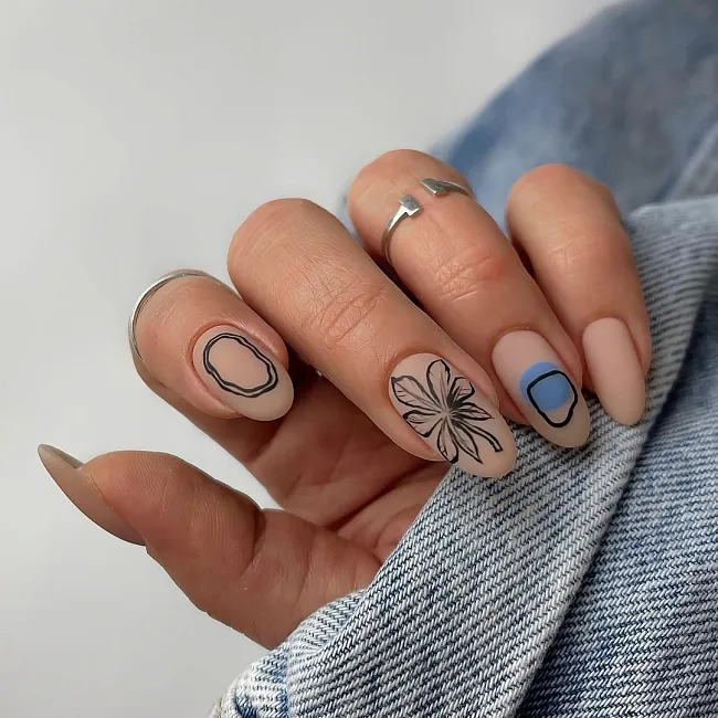 Стильные идеи летнего маникюра на длинные ногти. Фото: @solovey_nail_art фото № 1