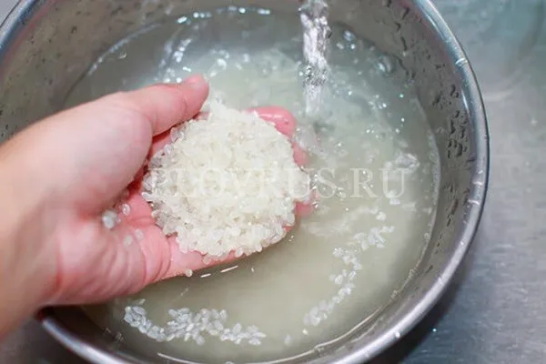 Почему плов получается как каша-что нужно делать чтобы рис не слипался и как исправить испорченное блюдо