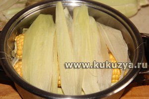 Как варить кукурузу в початках в кастрюле, шаг 4