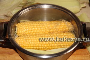 Как варить кукурузу в початках в кастрюле, шаг 3
