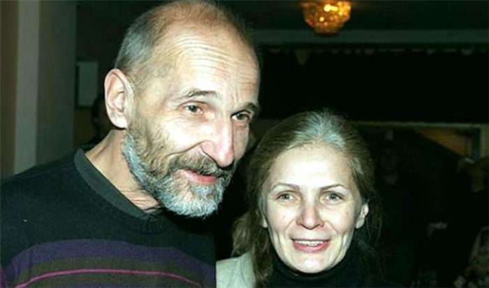 Петр Мамонов с женой